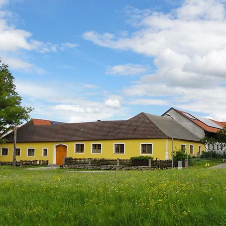 Biohof Weissensteiner Διαμέρισμα Ullrichs Εξωτερικό φωτογραφία
