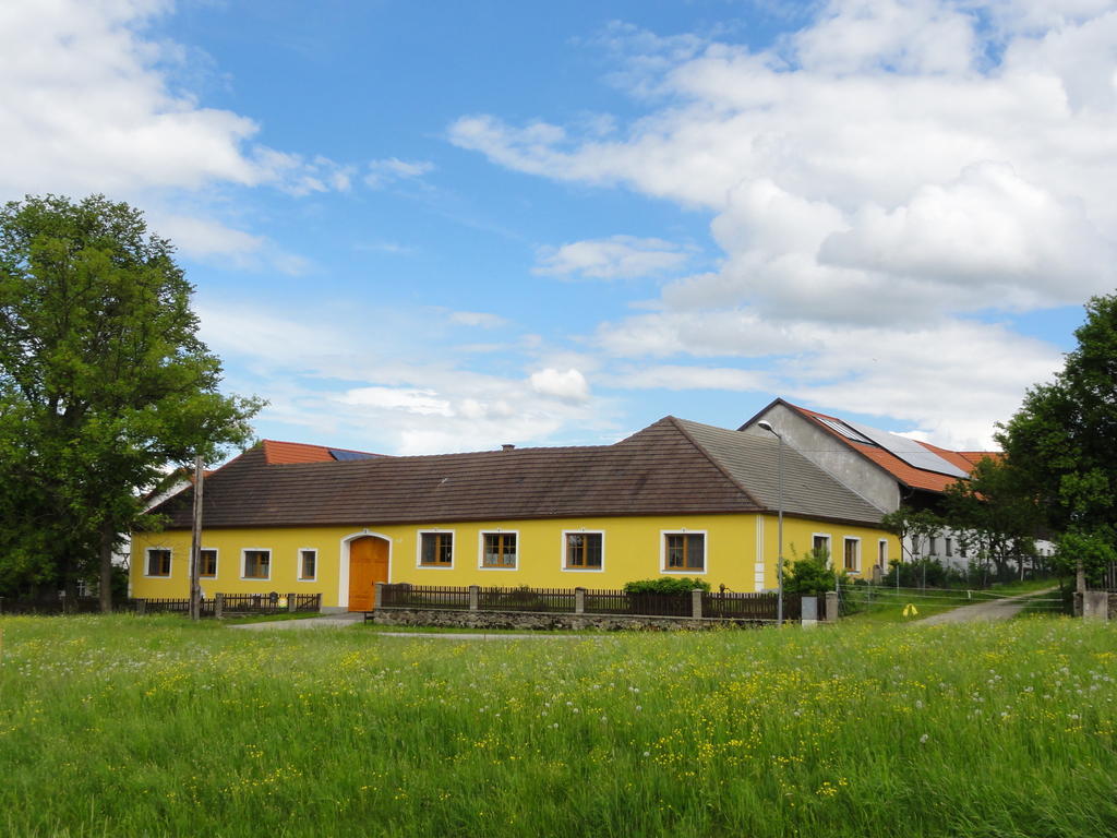 Biohof Weissensteiner Διαμέρισμα Ullrichs Εξωτερικό φωτογραφία